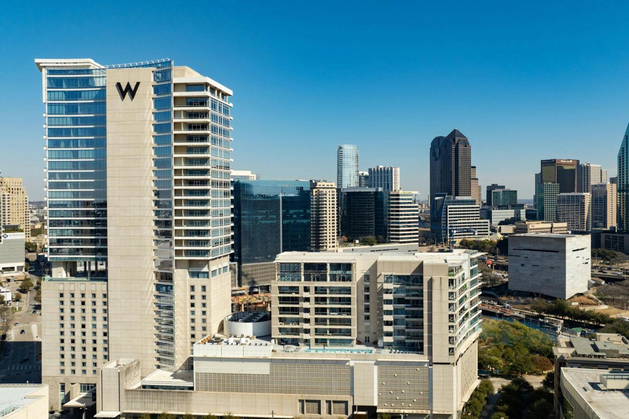 W Dallas Bagian luar foto